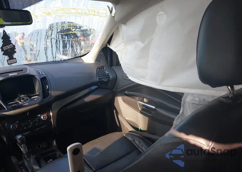 2017 Ford Escape Titanium из США, поврежденный, VIN 1FMCU0JD3HUA59627